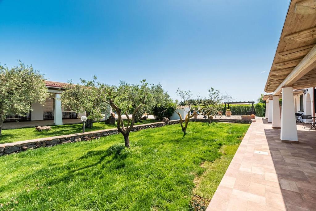 Sisula Country Hotel & Spa Orosei Exterior photo