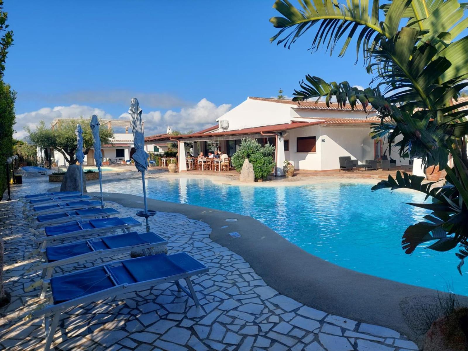 Sisula Country Hotel & Spa Orosei Exterior photo